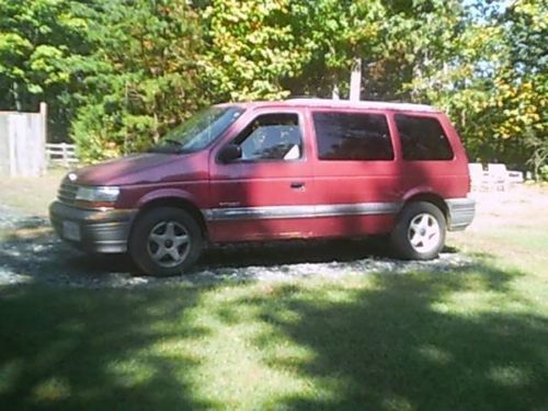 1994 plymouth voyager se mini passenger van 3-door 3.0l