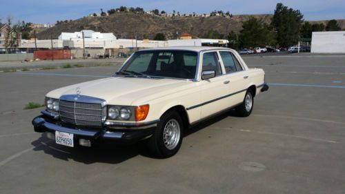 !!!mercedes 300sd, very sharp. all original!!!!