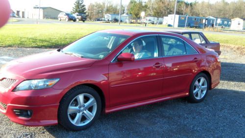 2011 toyota camry se sedan 4-door 2.5l