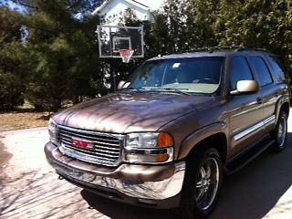 2004 gmc yukon slt