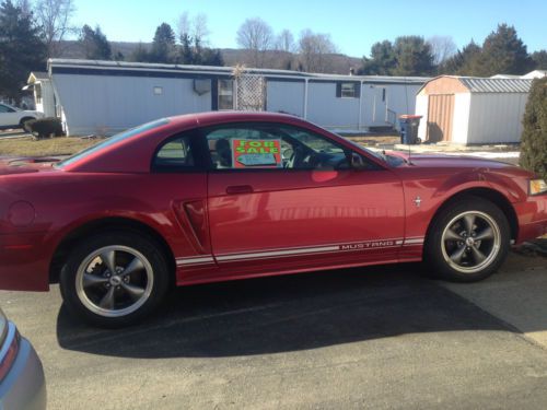 2000 ford mustang base coupe 2-door 3.8l