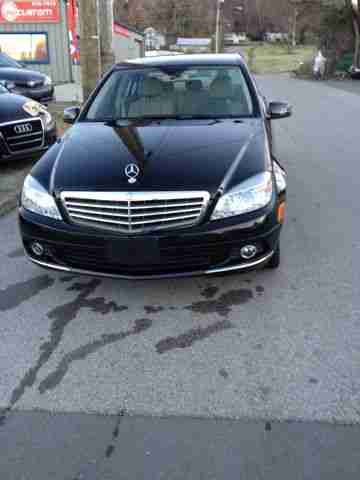Mercedes-Benz C 300 No Reserve 35k Miles Runs and drives like new NR Black, image 7