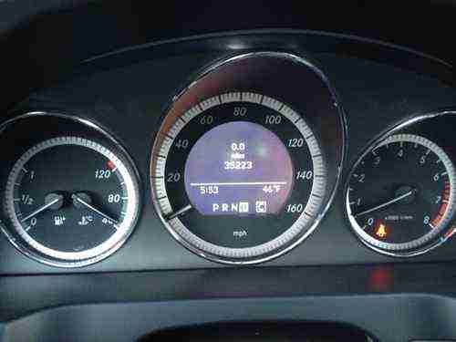 Mercedes-Benz C 300 No Reserve 35k Miles Runs and drives like new NR Black, image 9