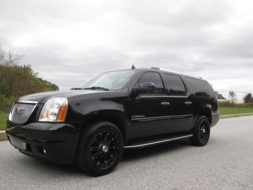 2007 gmc yukon denali black beutiful! clean!! dvd navigation loaded