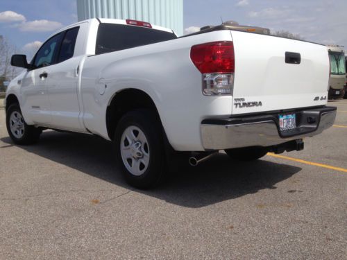PERFECTIONIST OWNED, SUPER WHITE, TUNDRA 4X4 DOUBLE CAB 5.7L V8, US $29,900.00, image 9