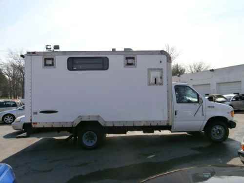 2001 ford e-350 box truck 7.3 turbo diesel no reserve mobile work shop!!! rare!!