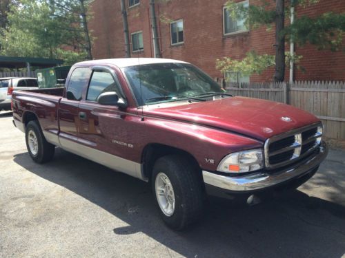 2000 dodge dakota base extended cab pickup 2-door 3.9l