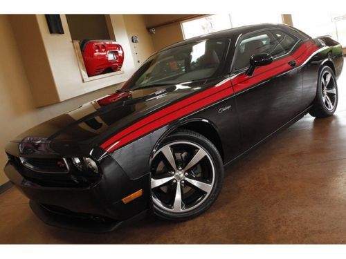 2013 dodge challenger r/t 6 speed manual 2-door coupe