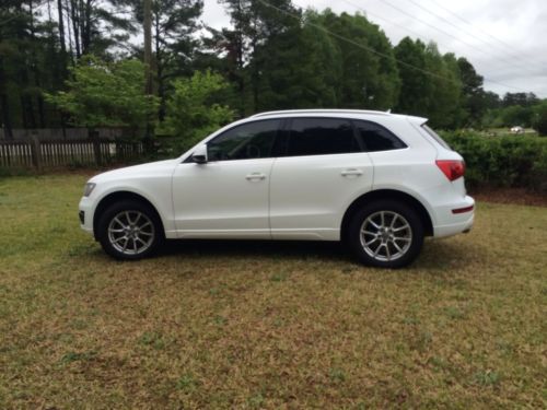 2009 audi q5 premium plus sport utility 4-door 3.2l