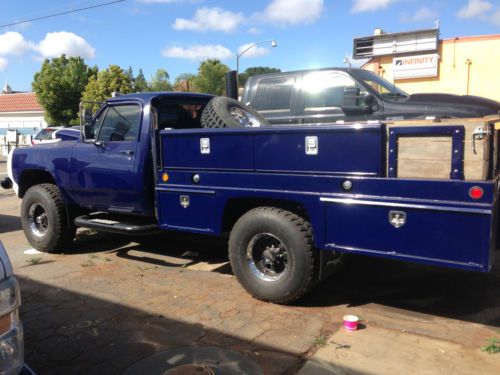 1979 dodge power wagon 4x4, new motor, handmade bed