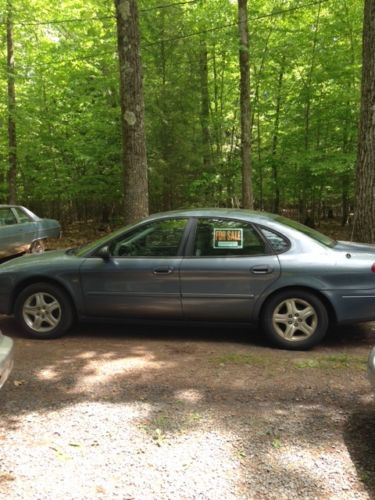 Blue 2001 ford taurus sel