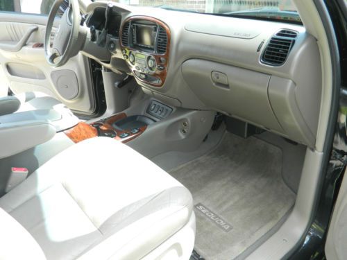 2006 Toyota Sequoia Limited Sport Utility 4-Door 4.7L, image 10