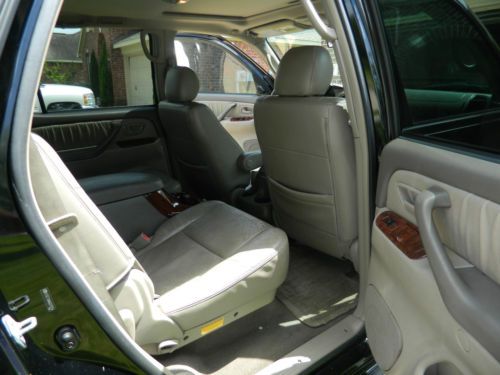 2006 Toyota Sequoia Limited Sport Utility 4-Door 4.7L, image 11