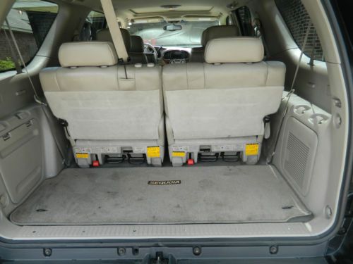 2006 Toyota Sequoia Limited Sport Utility 4-Door 4.7L, image 12
