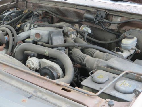 1992 Ford F-150 Custom Standard Cab Pickup 2-Door 4.9L Auto Trans. 133" WB, image 18