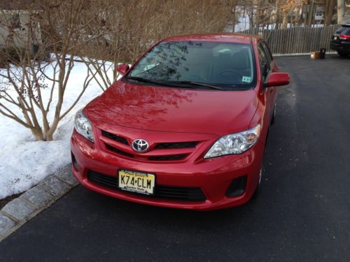 2012 toyota corolla le sedan 4-door 1.8l