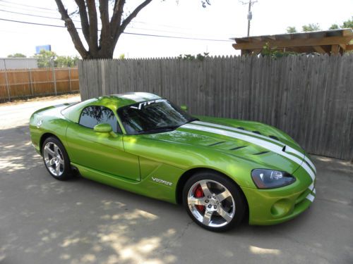 2008 &#034;snakeskin green&#034; viper srt10 coupe