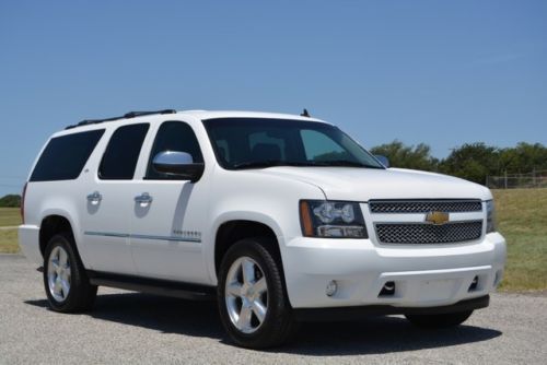 2013 suburban ltz 4x4 light hail damage immaculate priced below wholesale!