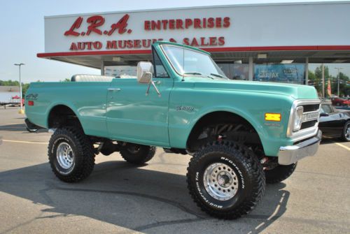 Chevy k5 blazer 4x4 custom monster truck