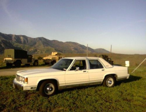 1991 ford ltd crown victoria lx sedan 4-door 5.0l