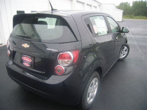 2013 chevrolet sonic ls