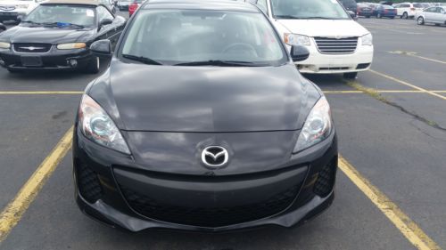 2012 mazda 3 i sport, black on black, 30,xxx miles,  gas saver