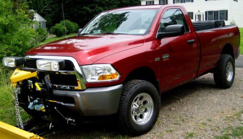 St,deep cherry red pearl/dark slate,hemi v-8,auto,ftlock rear,4wd,13knew plowexc