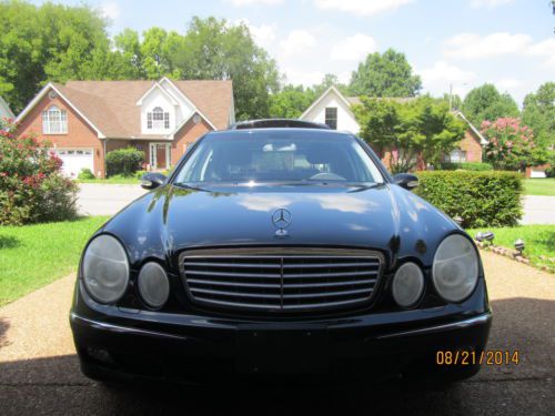 Mercedes  2005 , e500 , 4matic , in excellent condition , by original owner