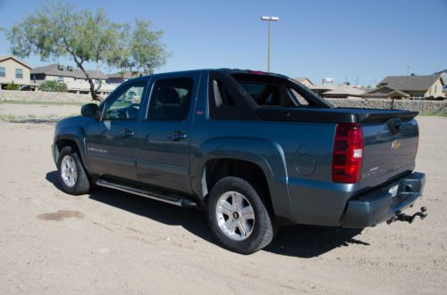 2009, leather trim, 4wd, automatic, granite blue,