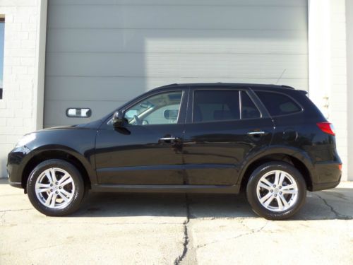 2012 hyundai santafe limited awd loaded ***flood/salvage history***