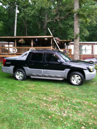 2002 chevrolet avalanche 1500 z71 crew cab pickup 4-door 5.3l