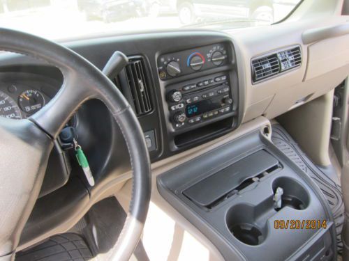 2002 Chevrolet Express 1500 LT Standard Passenger Van 3-Door 5.7L, US $4,399.00, image 10