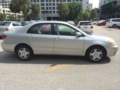 Toyota : corolla le sedan 4-door 2004 1.8l 79k miles