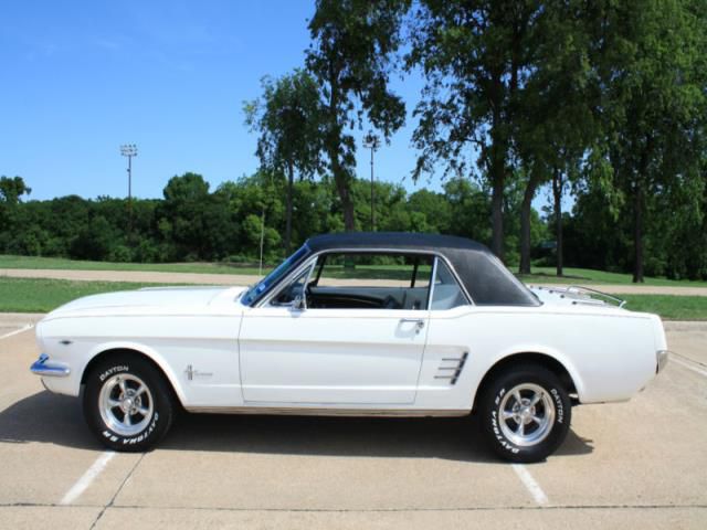 Ford Mustang Coupe, US $11,000.00, image 1
