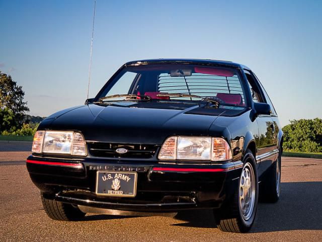 1987 ford mustang lx