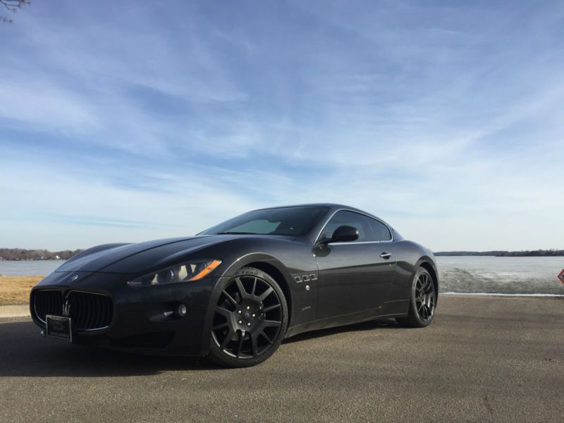 2008 maserati gran turismo base coupe 2-door