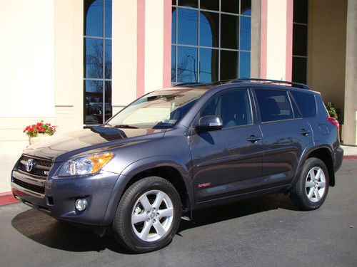 2012 toyota rav4 v6 sport 4wd, only 7k mi, bluetooth, roof, don't miss!