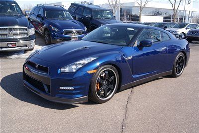 Pre-owned 2013 gtr black edition, blue/black, navigation, bose, 7951 miles