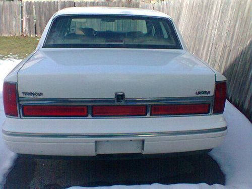 1997 lincoln town car cartier sedan 4-door 4.6l