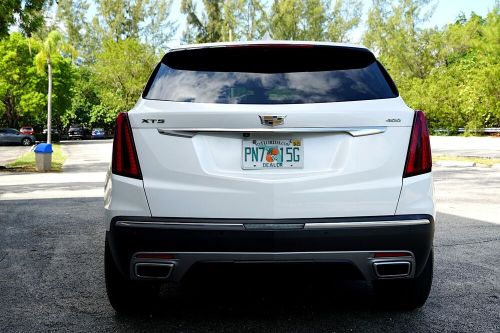 2020 cadillac xt5 * free delivery! * only 21k miles. fully loaded