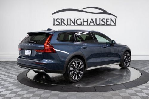 2024 volvo v60 cross country b5 awd ultimate