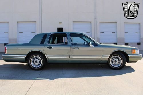 1994 lincoln town car