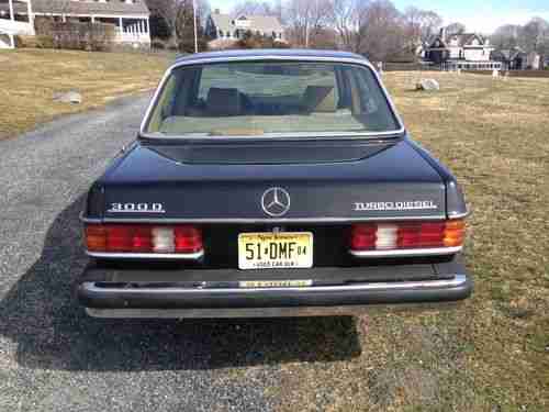 1985 Mercedes Benz 300D 125,000 Miles, image 6
