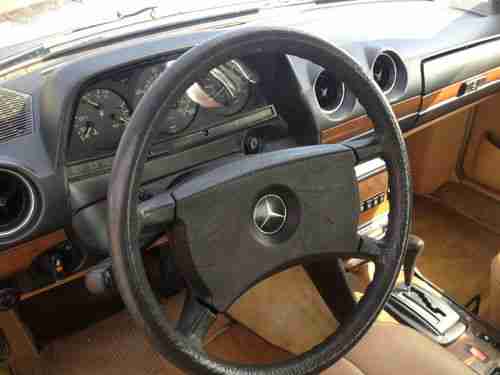 1985 Mercedes Benz 300D 125,000 Miles, image 12