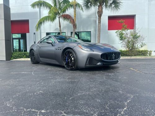 2024 maserati gran turismo modena
