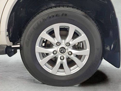 2021 Toyota Land Cruiser, US $72,288.00, image 34