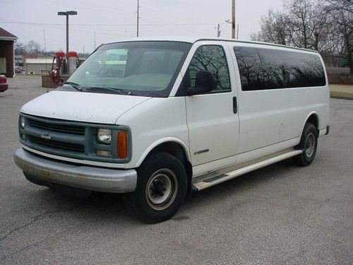 2000 chevrolet express 3500 ls extended passenger van 3-door 5.7l