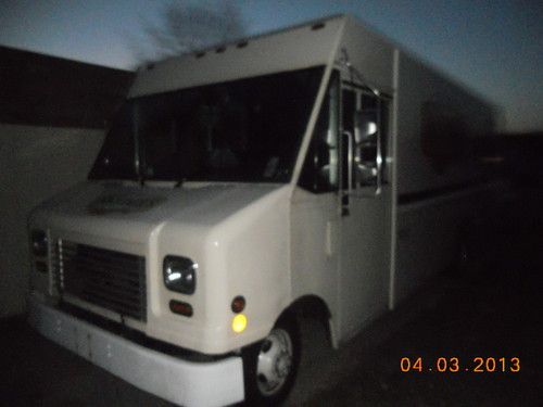 Step van 2008 ford e-350 super duty step van utilimaster 18ft  box truck  nr