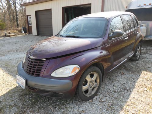 2001 chrysler pt cruiser base wagon 4-door  needs water pump 165,000 miles