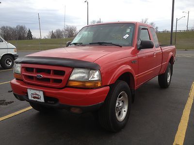 00 ford ranger xlt,sport 4x4 4door 3.0l,sunroof,looks and runs great